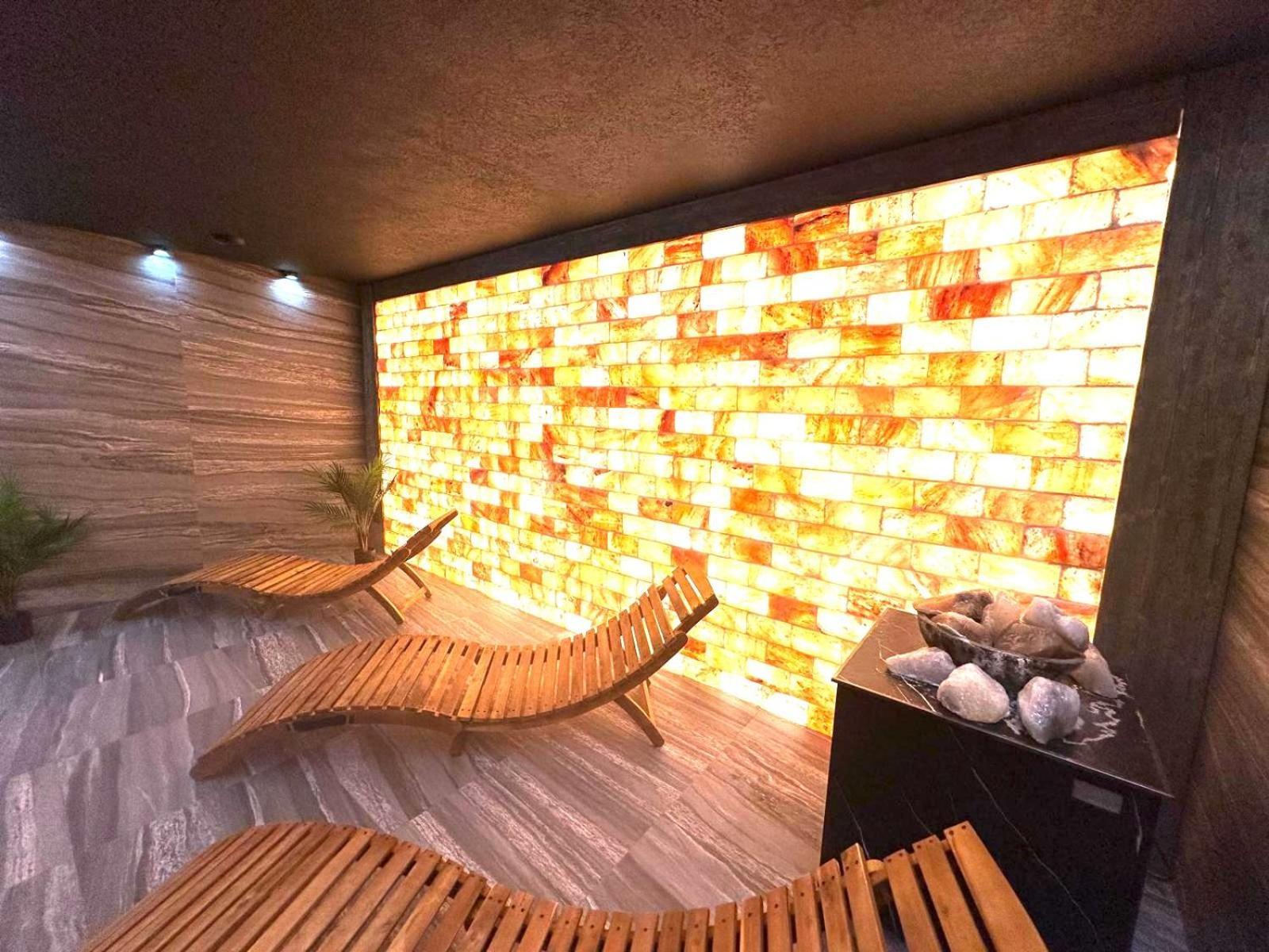 Apartment Superior Baltic With Terrace - Pool, Saunas, Jacuzzi, Fitness, Salzgrotte Kolobrzeg Ngoại thất bức ảnh